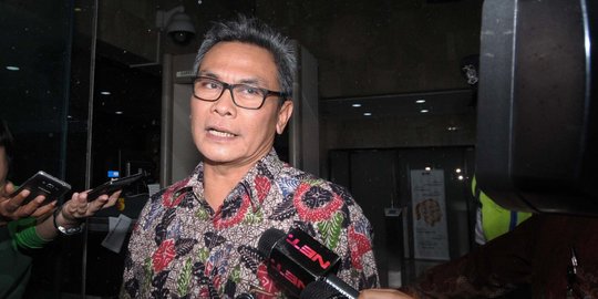 Tjahjo Kumolo: Selain Johan Budi, ada Krisdayanti juga