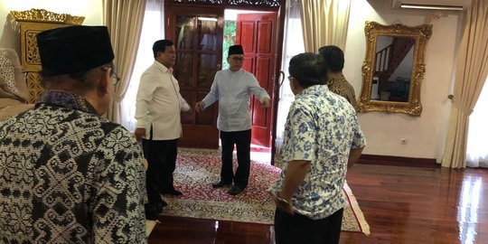 Prabowo sambangi rumah dinas Zulkifli Hasan, tak bahas cawapres