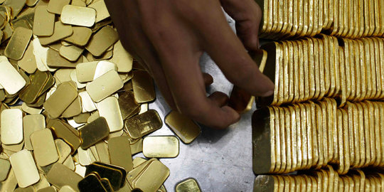 Harga emas turun Rp 4.000 menjadi Rp 641.000 per gram