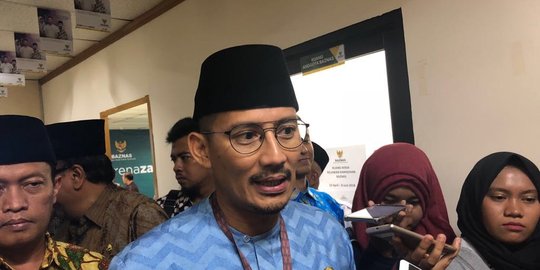 Sandiaga minta netizen tak julid soal tiang bambu untuk bendera peserta Asian Games