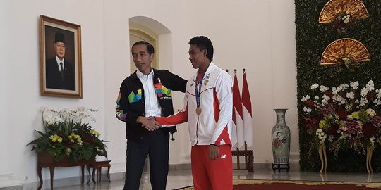 Presiden Jokowi ajak Zohri keliling Istana Bogor