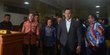 Jenguk SBY di rumah sakit, Prabowo disambut AHY dan Ibas