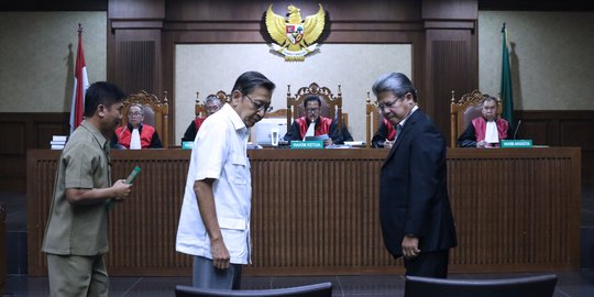 Mantan Wapres Boediono bersaksi di sidang korupsi SKL BLBI