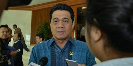 Gerindra persoalkan menteri daftar caleg tak mengundurkan diri