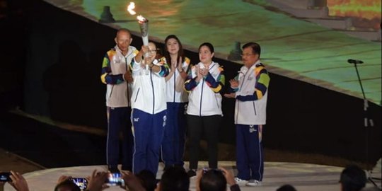 Dampingi Wapres Jusuf Kalla, Menko Puan saksikan Torch Relay Asian Games 2018