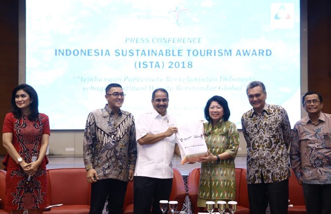 peluncuran indonesia sustainable tourism awards ista 2018