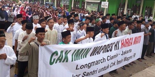 Dukung Cak Imin cawapres, 3.000 santri long march Banjar-Jakarta