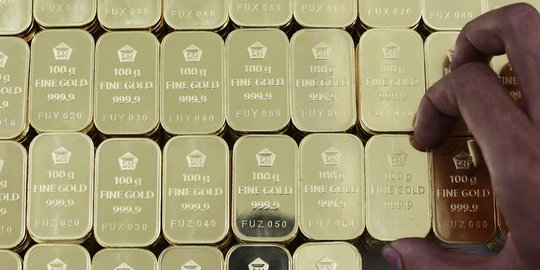 Harga emas Antam naik Rp 5.000 menjadi Rp 645.000 per gram