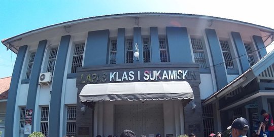 KPK juga geledah kantor Kalapas Sukamiskin