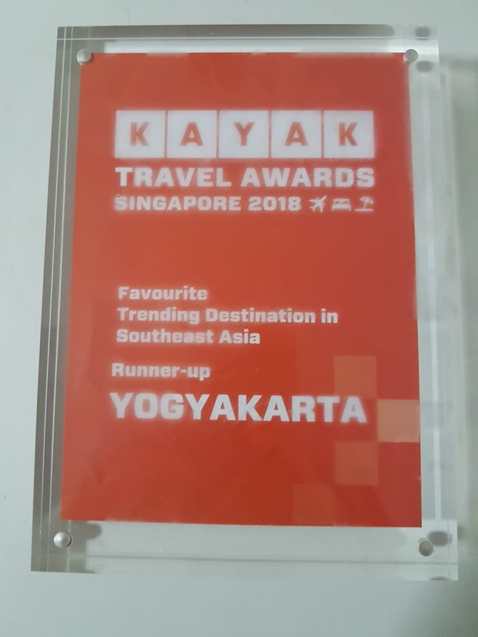 kayak travel award singapore 2018