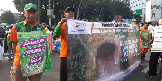 OTT pembuang sampah sembarangan di CFD Sudirman-Thamrin