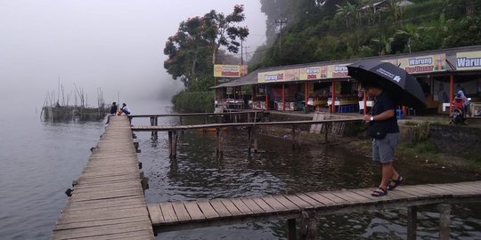 Menikmati eksotisme Danau Beratan Tabanan di akhir pekan