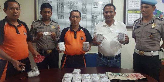 9.888 Ribu pil Happy Five ditemukan polisi di Bengkalis