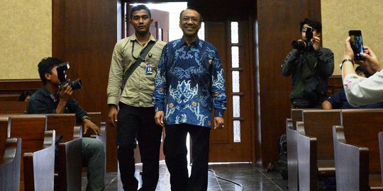 Jero Wacik mengaku tak tahu soal sewa kamar mewah di Lapas Sukamiskin