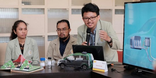 Tiga mahasiswa UGM bikin mobil berbahan bakar limbah plastik