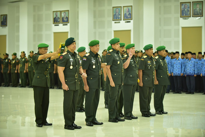 letjen andika perkasa resmi jabat pangkostrad