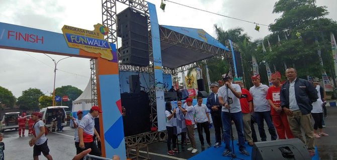 pt ap ii ikut meriahkan torch relay asian games lewat funwalk