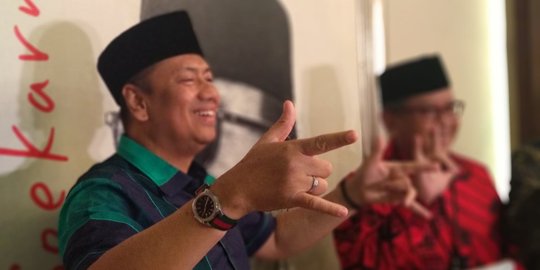 Mantan pengacara Habib Rizieq maju lewat PDIP, minta dipanggil 'cebong'