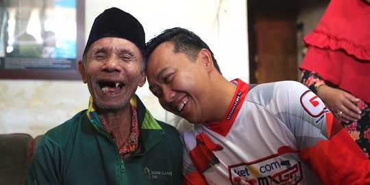 Senyum dalam gelap, kisah Menpora saat mengunjungi mantan atlet Soeharto