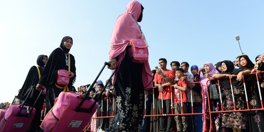 Melihat momen keberangkatan jemaah haji Thailand ke Tanah Suci