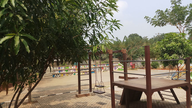 beda taman swadharma dengan rptra bhinneka