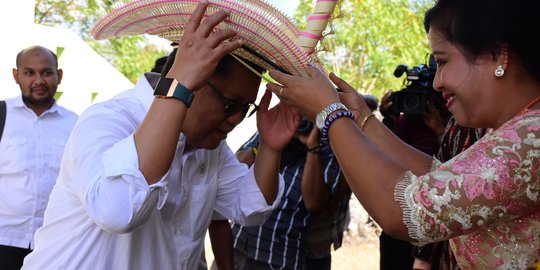 Merdekakan warga Indonesia Timur dari internet dengan Palapa Ring dan Satelit