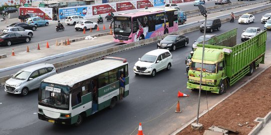 Sandiaga Uno larang Kopaja dan Metromini lewati jalan protokol saat Asian Games