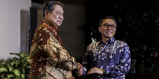 Pertemuan hangat SBY dan Zulkifli Hasan di Mega Kuningan