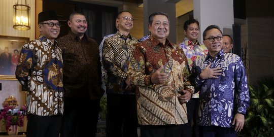 SBY ngaku masih ada jarak dengan Mega, PPP bilang 'elite politik itu jangan baper'