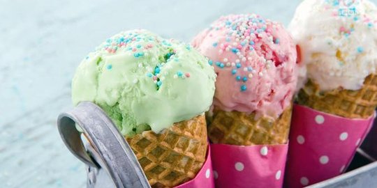 Es krim sebabkan brainfreeze seketika