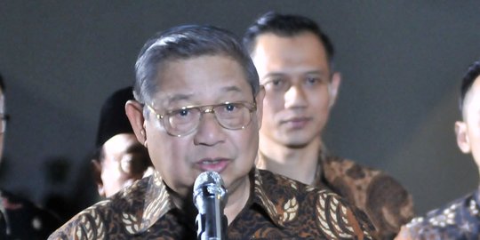 PDIP minta Demokrat jangan salahkan pihak lain jika AHY tak jadi cawapres Jokowi