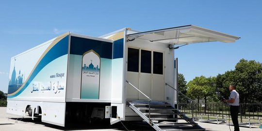 Jepang siapkan 'Masjid Mobil' untuk atlet muslim di Olimpiade 2020