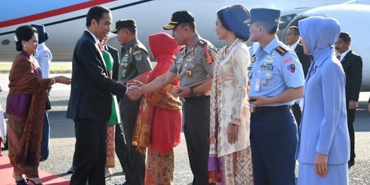 Presiden Jokowi lantik 1.456 Pamong Praja Muda IPDN