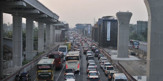 Tol layang tekan kepadatan kendaraan ruas Jakarta-Cikampek mencapai 30 persen