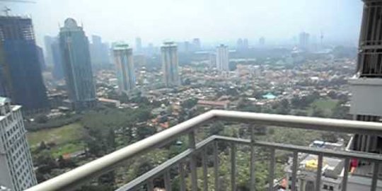 di kawasan segitiga emas jakarta rev1