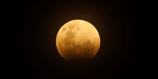 Cara memotret gerhana bulan terlama menggunakan smartphone