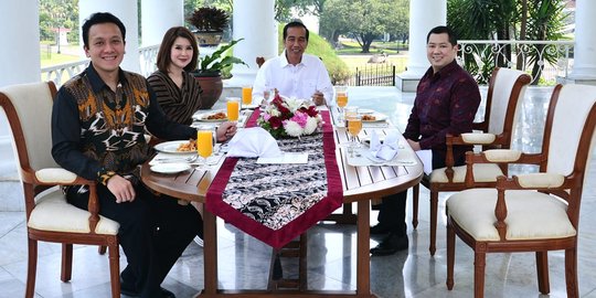 Jokowi bertemu tiga Ketum Parpol di Istana Bogor