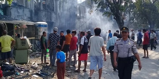 9 Ruko dan 3 rumah warga terbakar di Pasar Kemis Tangerang