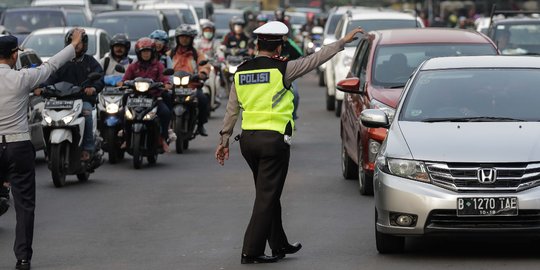 Uji coba sudah dilakukan, per 1 Agustus pelanggar ganjil genap bakal ditilang