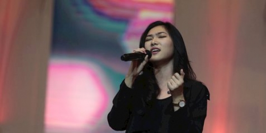 Isyana sarasvati tunjukkan 5 karakter diri lewat winter song