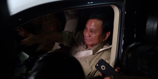 Ditemani Slamet Maarif, Prabowo tiba di rumah pengusaha Maher Algadri