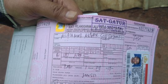 Akbar Supratman ngaku anak anggota DPR saat langgar ganjil genap di Pancoran