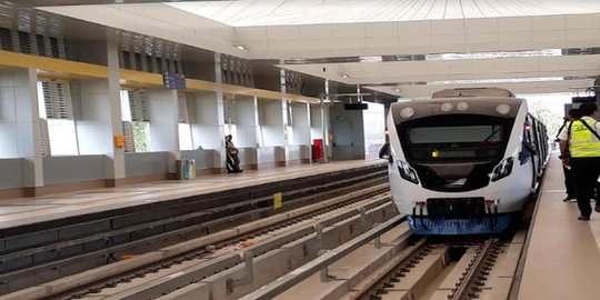 LRT Palembang resmi beroperasi hari ini