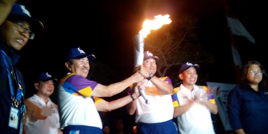 Api Obor Asian Games diarak ke Istana Siak