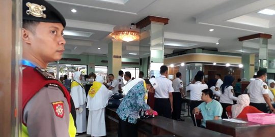 Ubah layanan pemeriksaan, Calhaj embarkasi Surabaya tak lagi kehausan