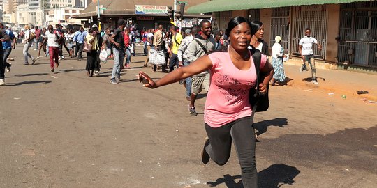 Zimbabwe rusuh usai pemilu, WNI diminta waspada