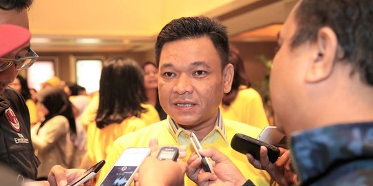 Golkar: Tantang ingin ganti presiden, tapi tak mampu hadirkan calonnya