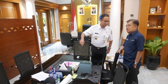 15 Menit di kantor Anies, Wapres JK diskusi banyak hal