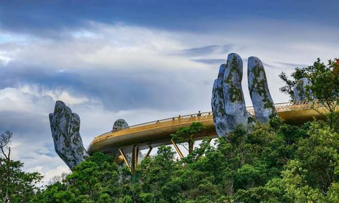 jembatan unik