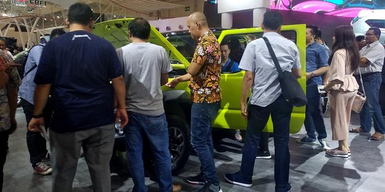 Jadi mobil pertama Presiden Jokowi, Suzuki Jimny kebanjiran peminat di GIIAS 2018